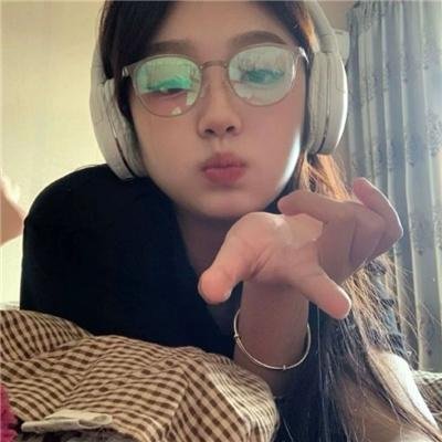 当爱来的时候封面